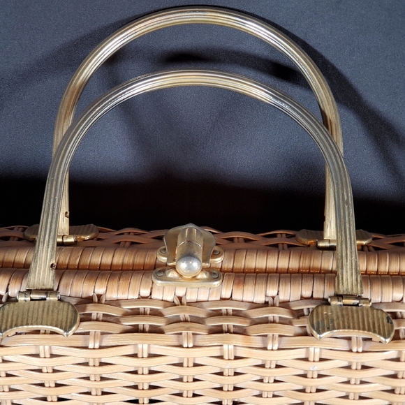 "Fabulous"  1960's Adoria Wicked Bag - Picture 3 of 7